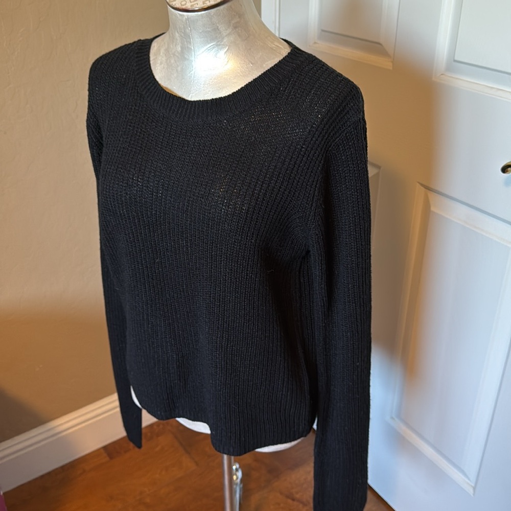 Fashion Nova Women’s Black Sweater Crisscross tie at Back New no tag Size Large - Picture 11 of 14